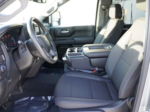 Certified 2024 Chevrolet Silverado 2500 Custom w/ Custom Value Package image 17