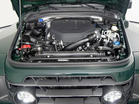 Used 2025 INEOS Grenadier Station Wagon AWD/4WD image 42