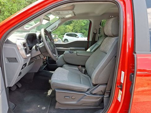 Used 2023 Ford F150 XLT image 14