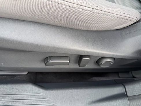 Used 2025 Subaru Legacy Premium image 20