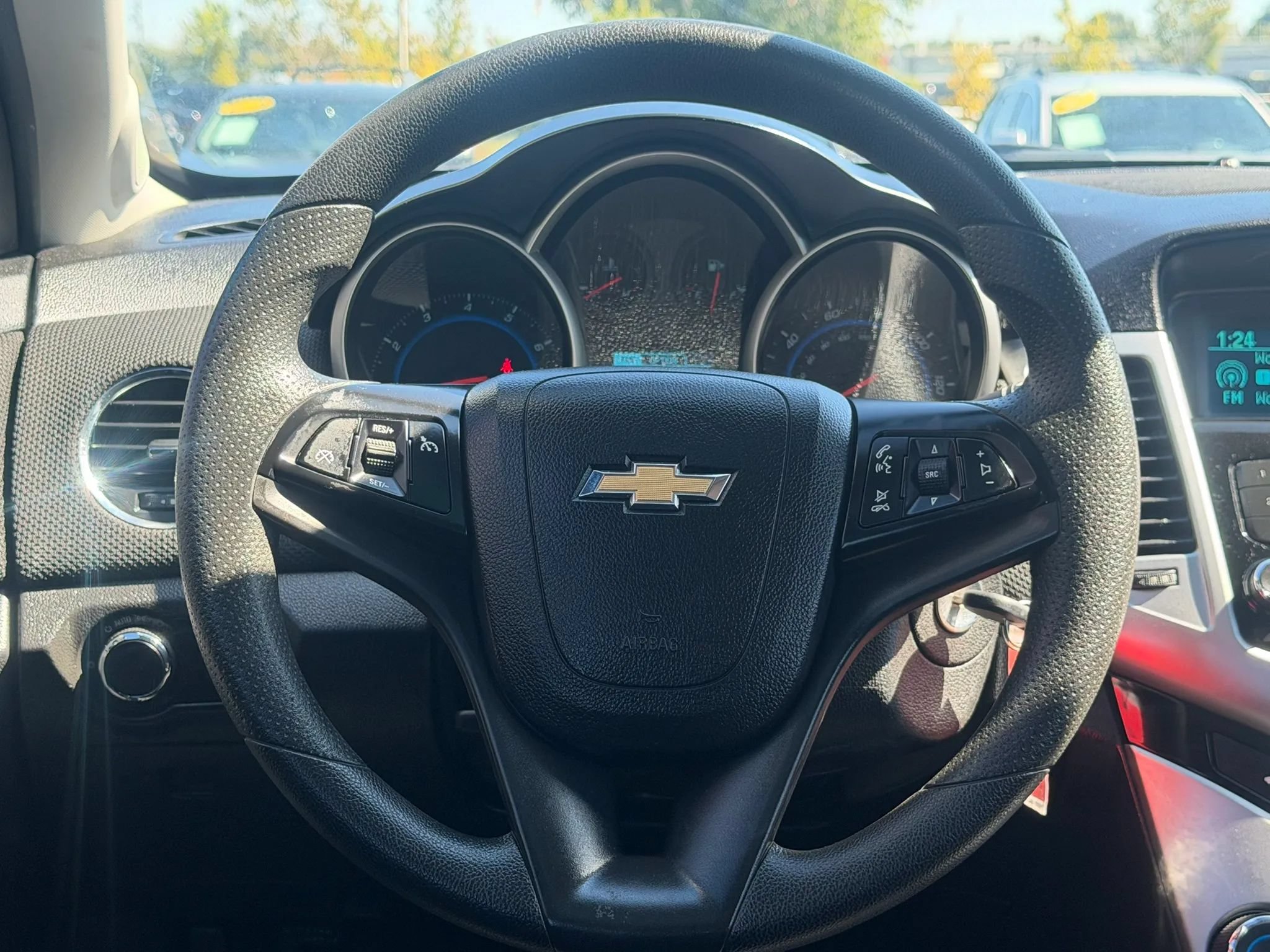 Used 2016 Chevrolet Cruze LT FWD image 11