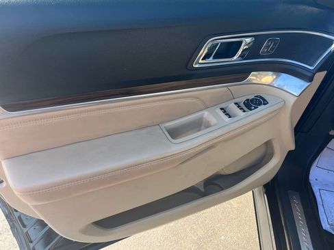 Used 2016 Ford Explorer Limited w/ Equipment Group 303A image 19