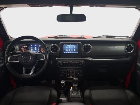 Used 2019 Jeep Wrangler Unlimited Sahara w/ Safety Group AWD/4WD image 32