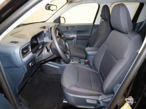 New 2025 Ford Maverick XL image 10