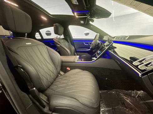 Used 2025 Mercedes-Benz S 63 AMG S image 26