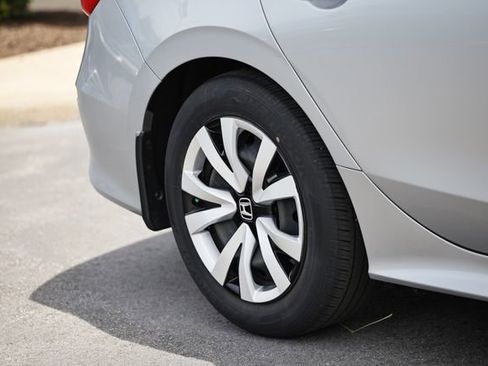 Used 2023 Honda Civic LX image 6