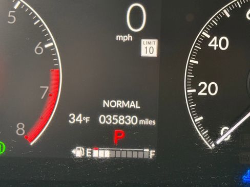 Used 2023 Honda CR-V LX image 19