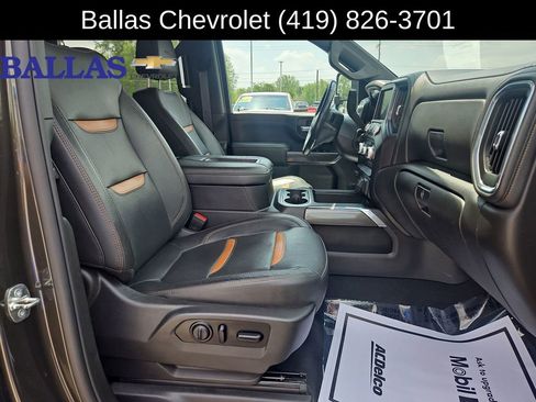Certified 2022 GMC Sierra 2500 AT4 AWD/4WD image 28