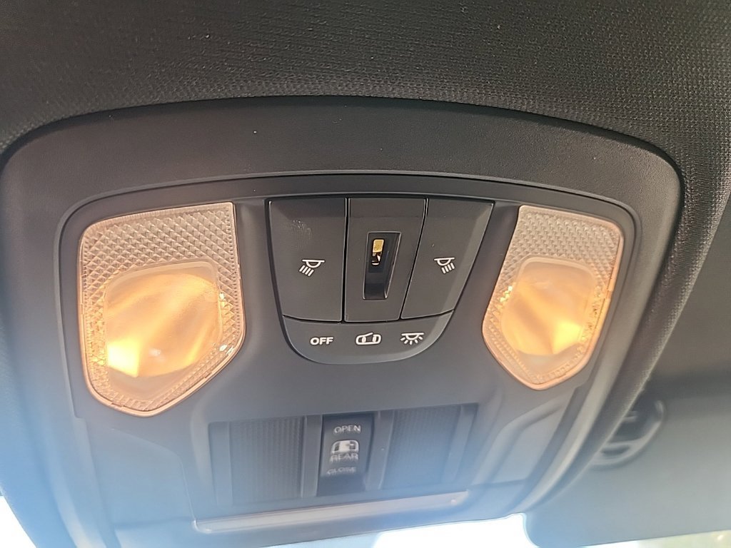 Used 2019 RAM 1500 Rebel AWD/4WD image 24