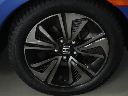 Used 2017 Honda Civic EX image 10
