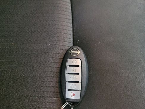 Used 2025 Nissan Altima 2.5 SV w/ SV Premium Package FWD image 27