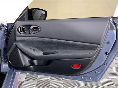 New 2026 Nissan Z NISMO w/ Floor Mat Package image 22