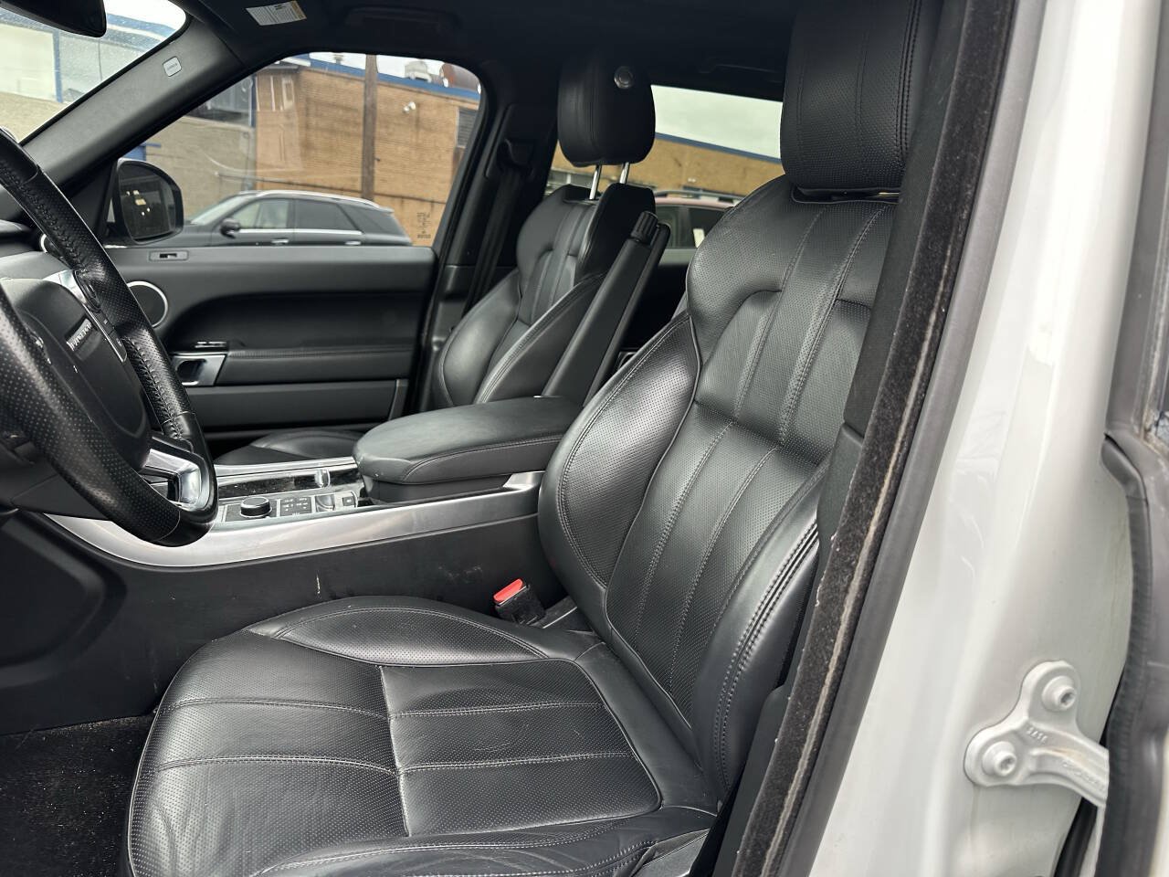 Used 2016 Land Rover Range Rover Sport HSE AWD/4WD image 8