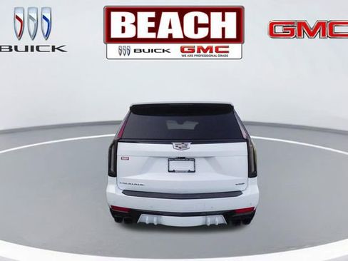 Used 2023 Cadillac Escalade V AWD/4WD image 4