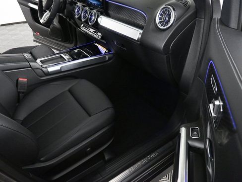 New 2026 Mercedes-Benz GLB 250 GLB 250 image 23