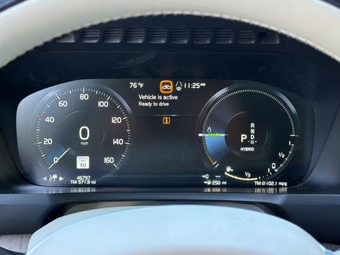 Used 2021 Volvo XC90 T8 Inscription w/ Advanced Package AWD/4WD image 33