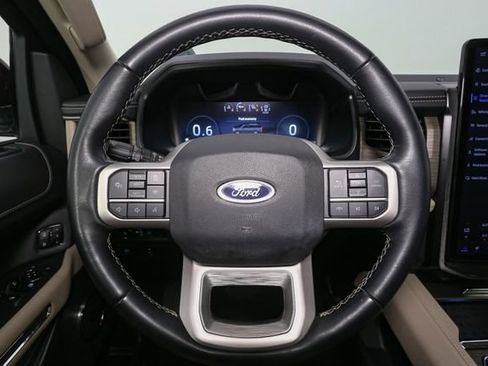Used 2023 Ford Expedition Limited AWD/4WD image 35