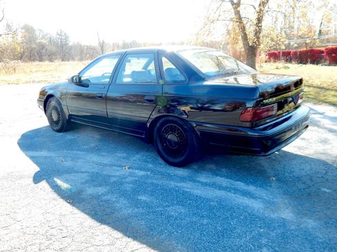 Used 1990 Ford Taurus SHO image 6