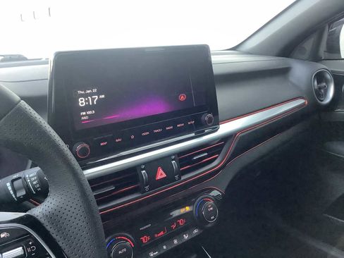 Used 2024 Kia Forte GT-Line w/ GT-Line Premium Package image 17