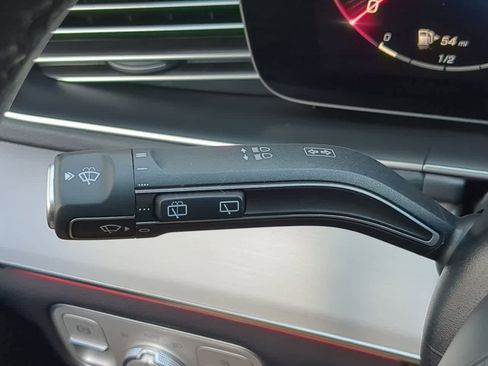 Used 2025 Mercedes-Benz GLS 450 4MATIC image 28