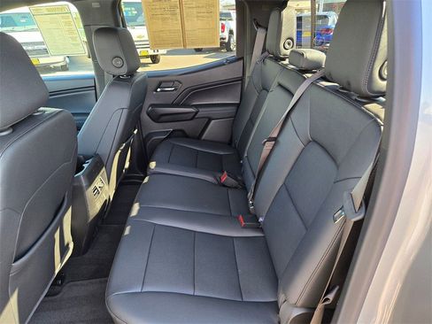 Certified 2026 Chevrolet Colorado LT w/ LT Convenience Package image 9