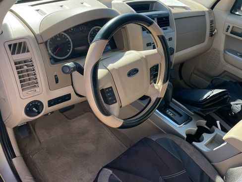 Used 2012 Ford Escape XLT image 7