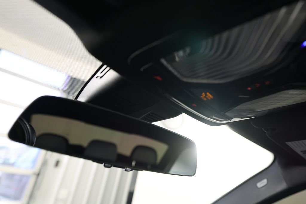 Used 2022 BMW M3 Competition AWD/4WD image 31