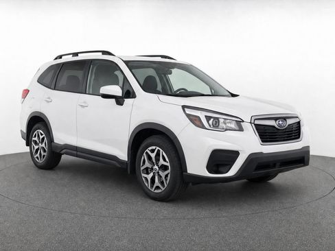 Used 2019 Subaru Forester Premium AWD/4WD image 2