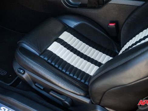 Used 2010 Ford Mustang Shelby GT500 RWD image 62
