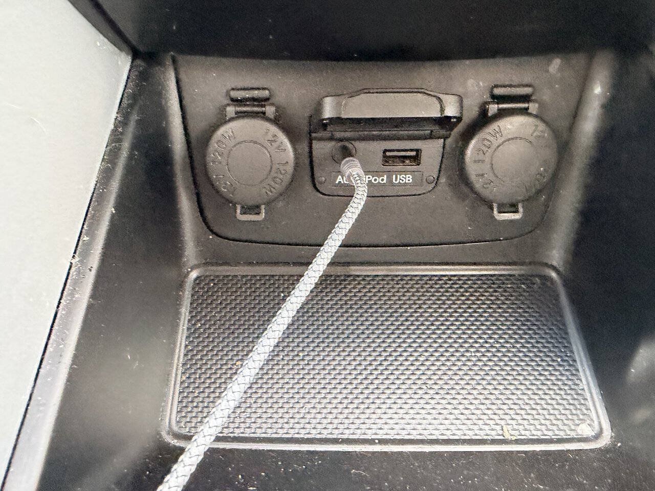 Used 2012 Hyundai Sonata GLS FWD image 5