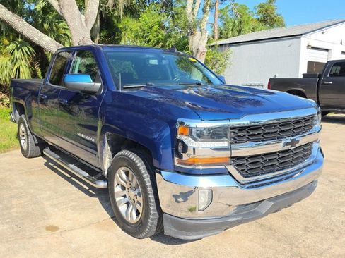 Used 2018 Chevrolet Silverado 1500 LT w/ All Star Edition RWD image 7