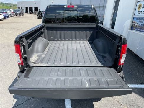 Used 2022 RAM 1500 Big Horn AWD/4WD image 30