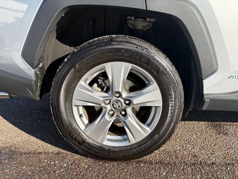 Certified 2025 Toyota RAV4 LE image 12