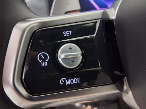 Certified 2023 BMW 740i w/ Parking Assistance Package RWD image 15