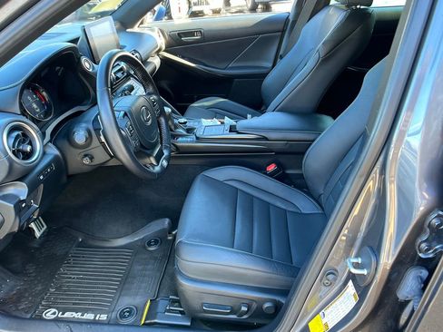 Used 2022 Lexus IS 350 F Sport w/ Memory Package image 9