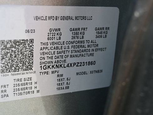 Used 2023 GMC Acadia SLE w/ Driver Convenience Package FWD image 31