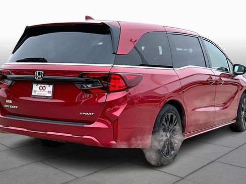Used 2025 Honda Odyssey Sport-L image 13