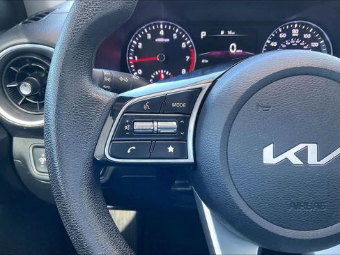 Used 2023 Kia Forte LXS image 23