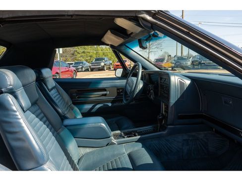 Used 1990 Buick Reatta Convertible image 12