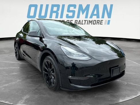 Used 2022 Tesla Model Y Performance AWD/4WD image 1