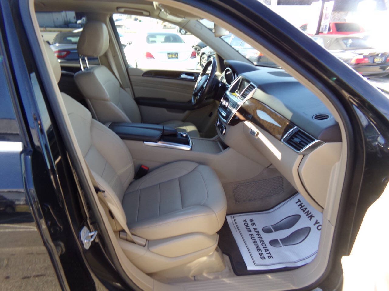 Used 2014 Mercedes-Benz ML 350 2WD image 25