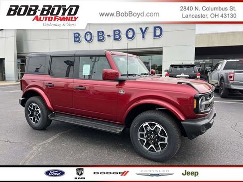 New 2026 Ford Bronco Outer Banks AWD/4WD image 1