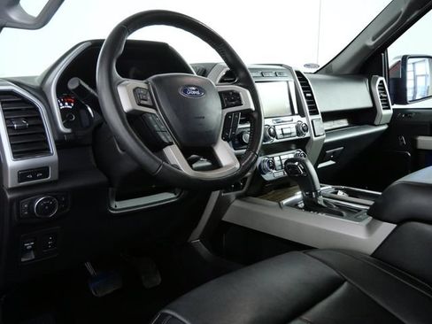 Certified 2019 Ford F150 Lariat w/ Equipment Group 502A Luxury AWD/4WD image 18