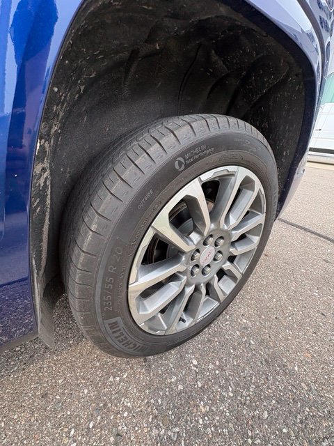 Used 2023 GMC Acadia Denali AWD/4WD image 8