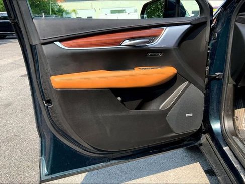 Used 2025 Cadillac XT5 Premium Luxury w/ LPO, Floor Liner Package AWD/4WD image 23