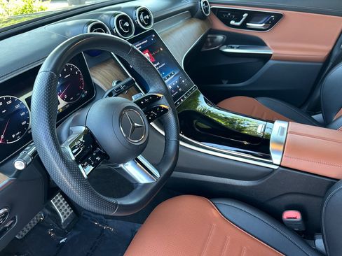 Certified 2024 Mercedes-Benz GLC 300 4MATIC image 10