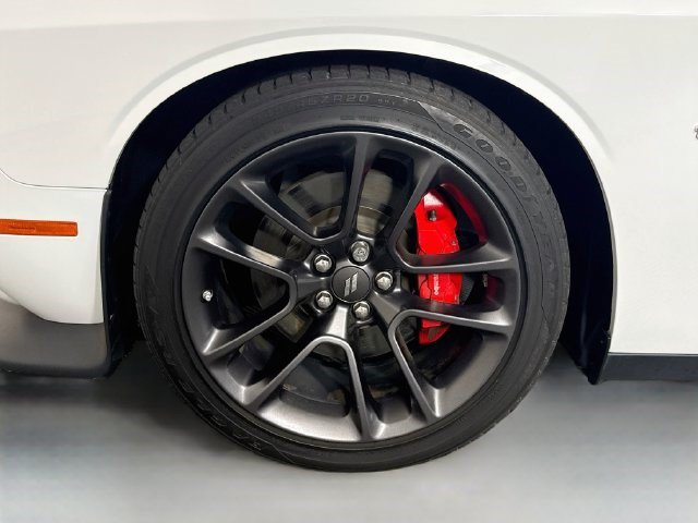 Used 2022 Dodge Challenger R/T Scat Pack RWD image 35