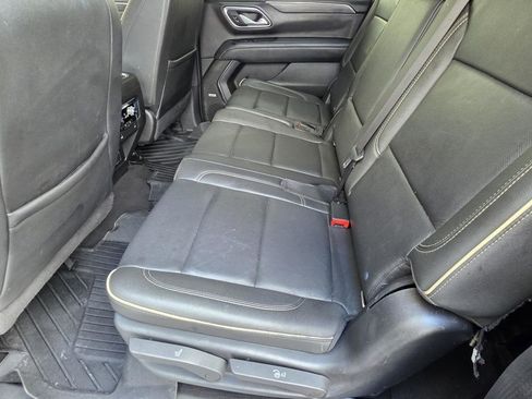 Used 2022 GMC Yukon XL SLT RWD image 8