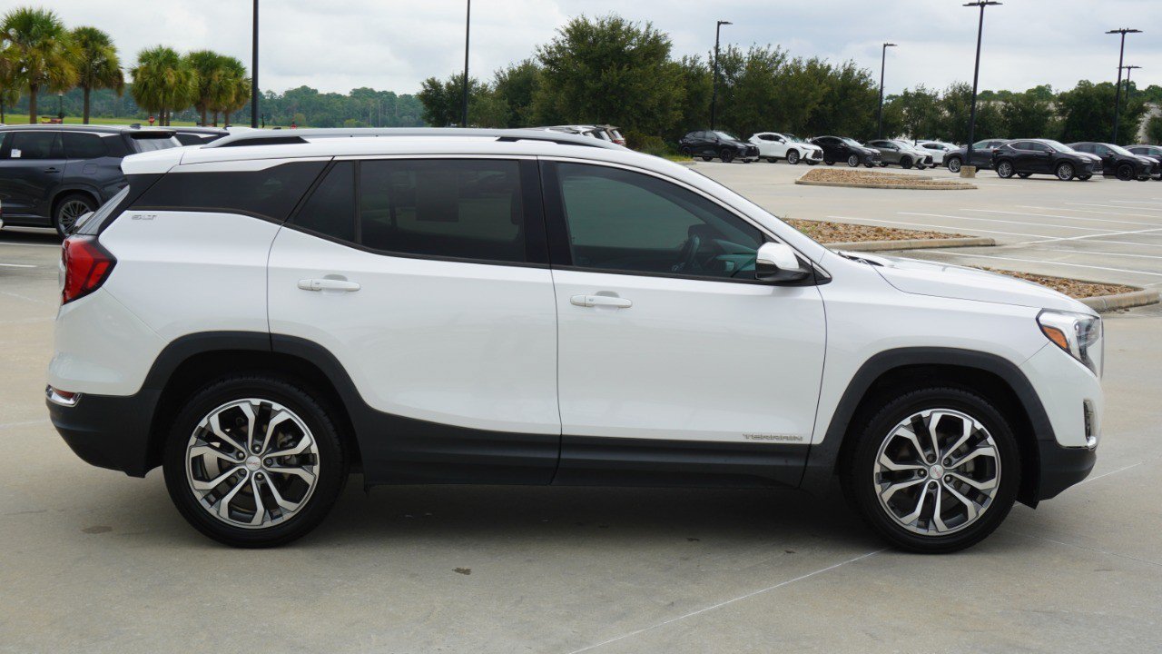 Used 2020 GMC Terrain SLT w/ Preferred Package FWD image 4
