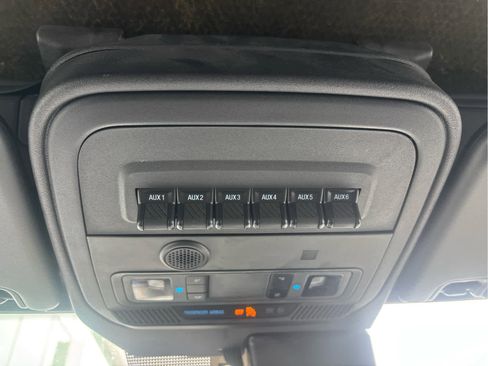 Used 2022 Ford Bronco Badlands w/ Sasquatch Package AWD/4WD image 11